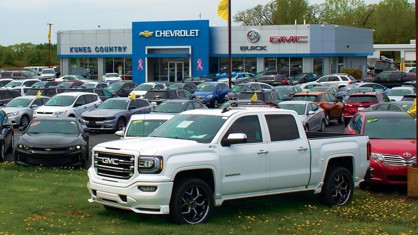 Buying a car? What the UAW strike means – and doesn’t mean – for auto sales